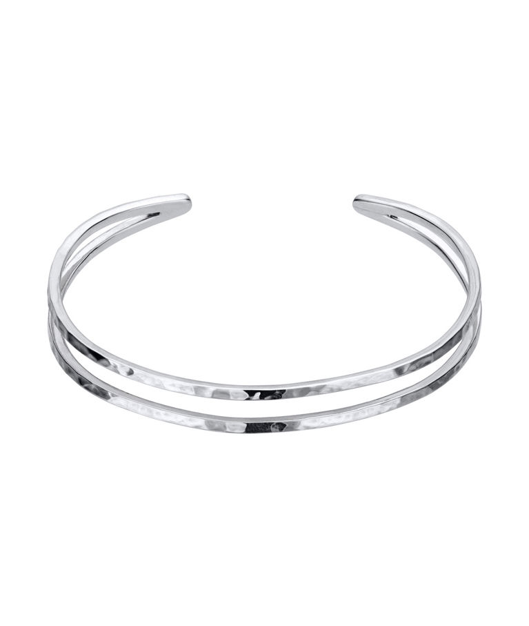 Hamrad armring i äkta silver