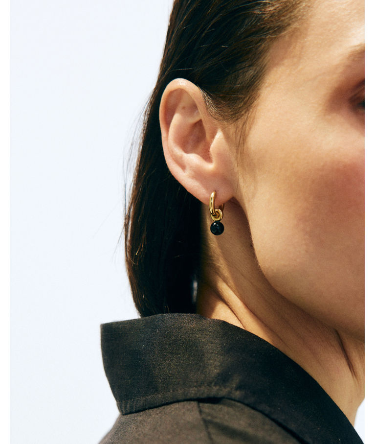 Stålörhänge Aura Hoops S Black Gold SU26