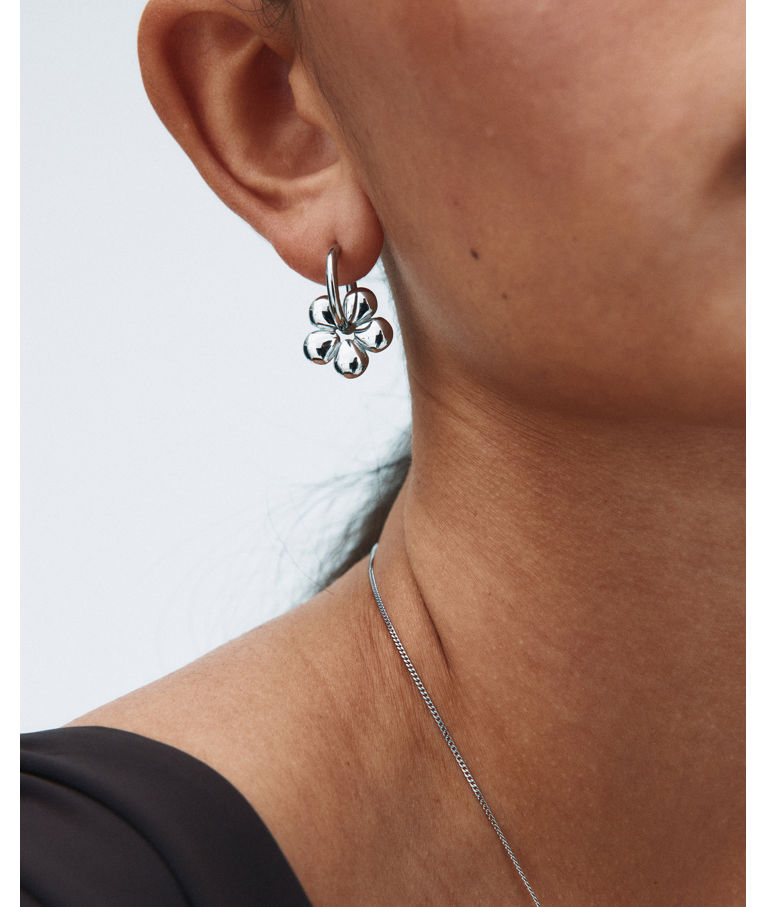 Stålörhänge Daisy Hoops Steel SU26