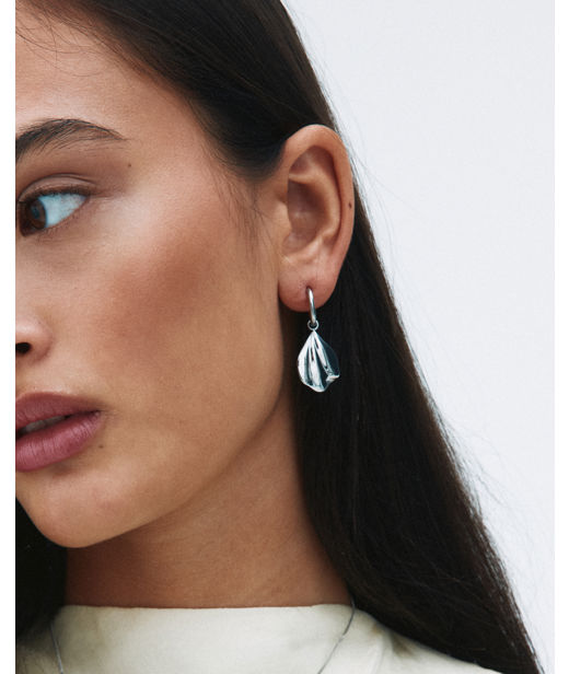 Stålörhänge Petal Hoops Steel SU26
