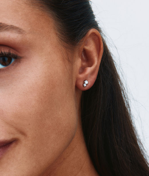 Stålörhänge Teeny Studs Steel SU26