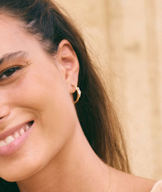 Stålörhänge Trinny Hoops gold