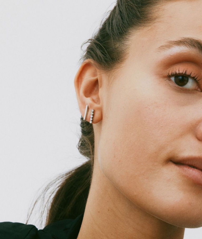 Stålörhänge Twiggy Studs cz