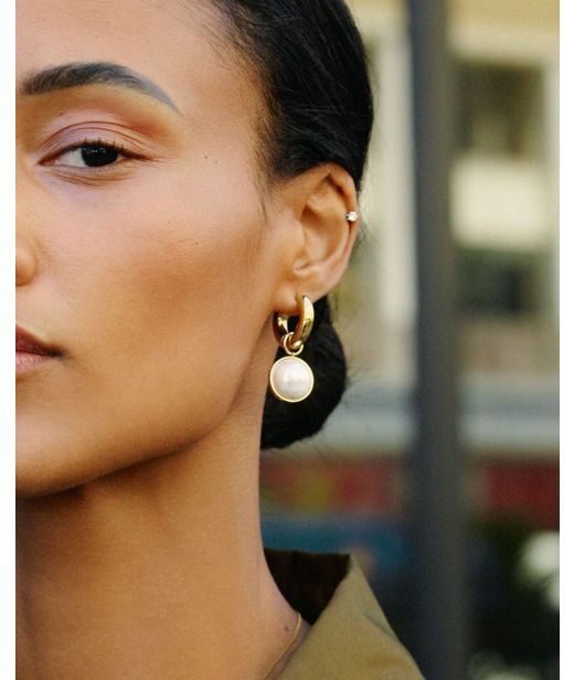 Stålörhänge Gabrielle Hoops L Gold
