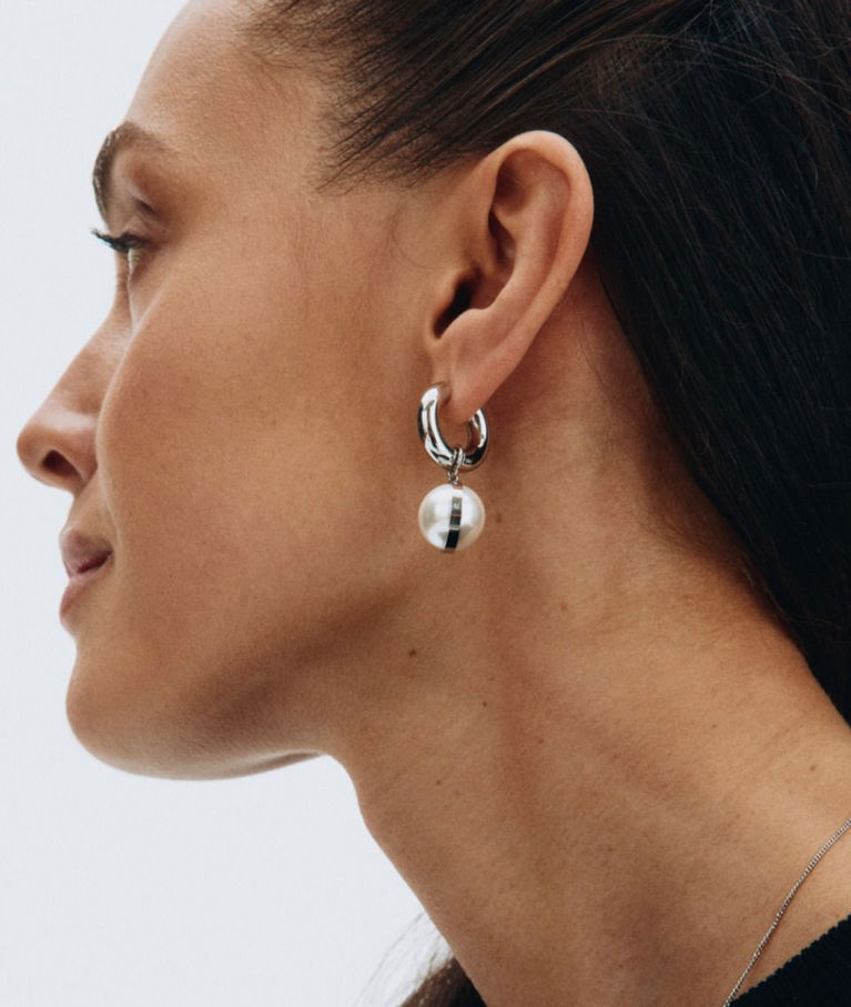 Stålörhänge Gabrielle Hoops L