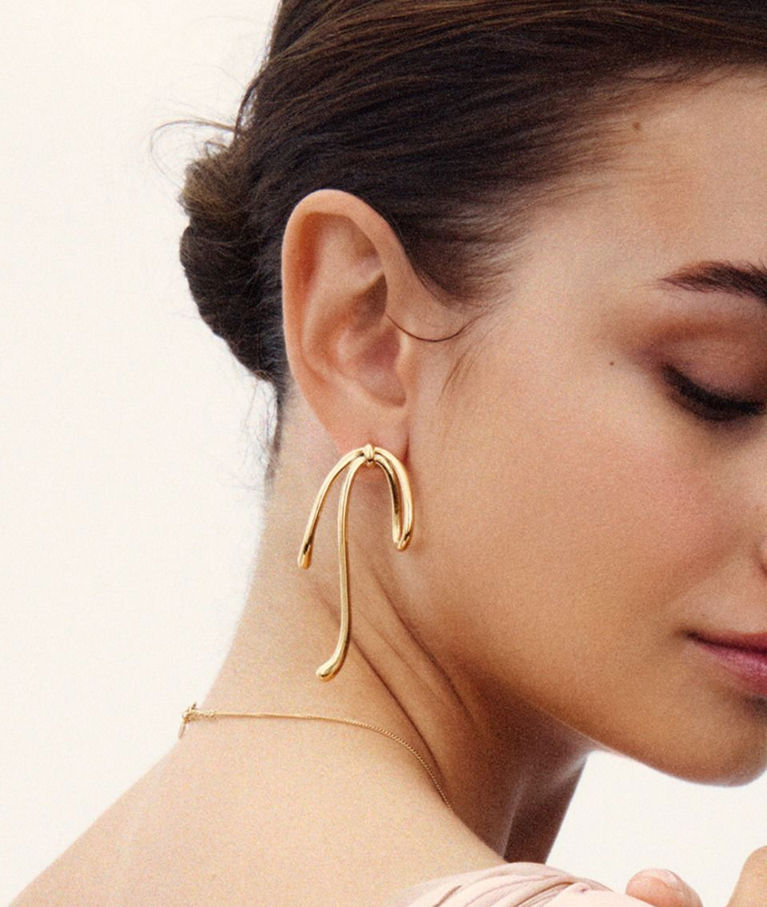 Stålörhänge Lace Studs Gold