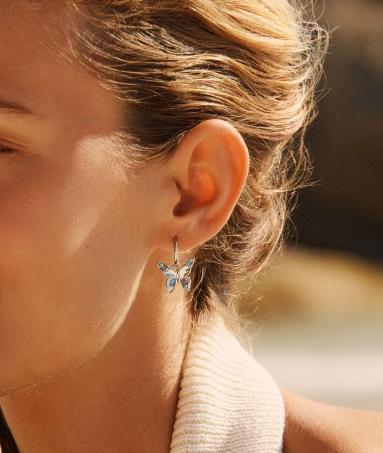 Stålörhängen Butterfly Hoops