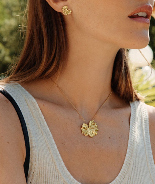 Stålhalsband Gerana Necklace L Gold SP26