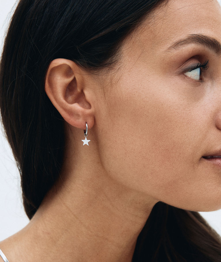 Stålörhänge Sirius Hoops