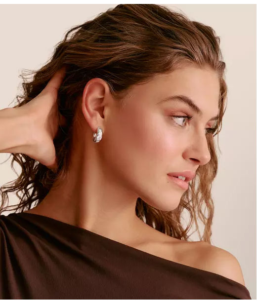 Silverörhänge Hoop Zirconia Stones Bold Elegance