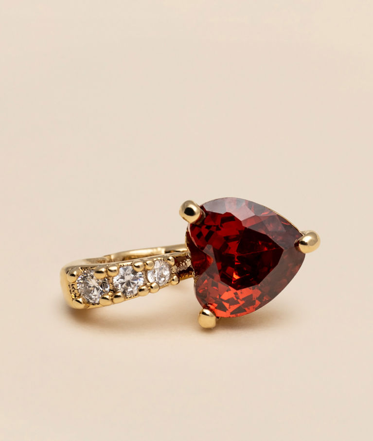 Mässinghänge Venus Garnet gold