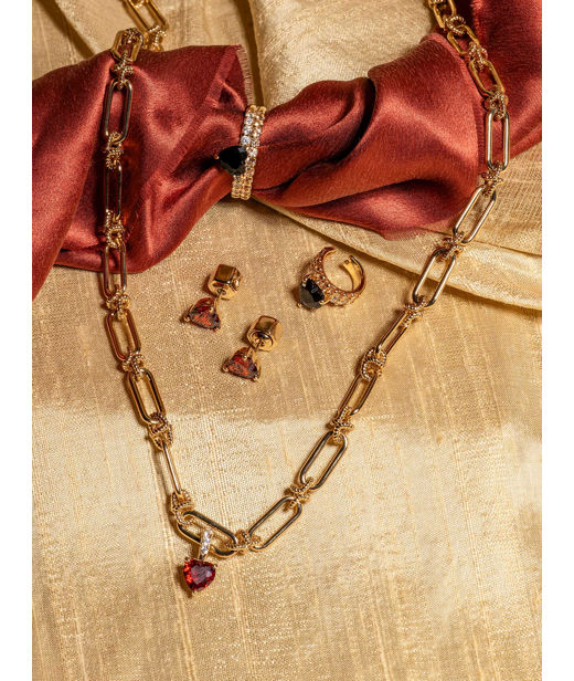 Mässingörhänge Venus stud Garnet gold